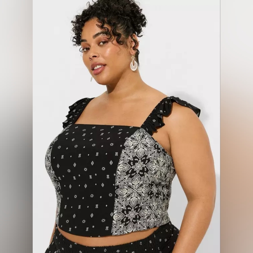 NWT Torrid Challis Smocked Ruffle Trim Crop Top Plus Size 2x